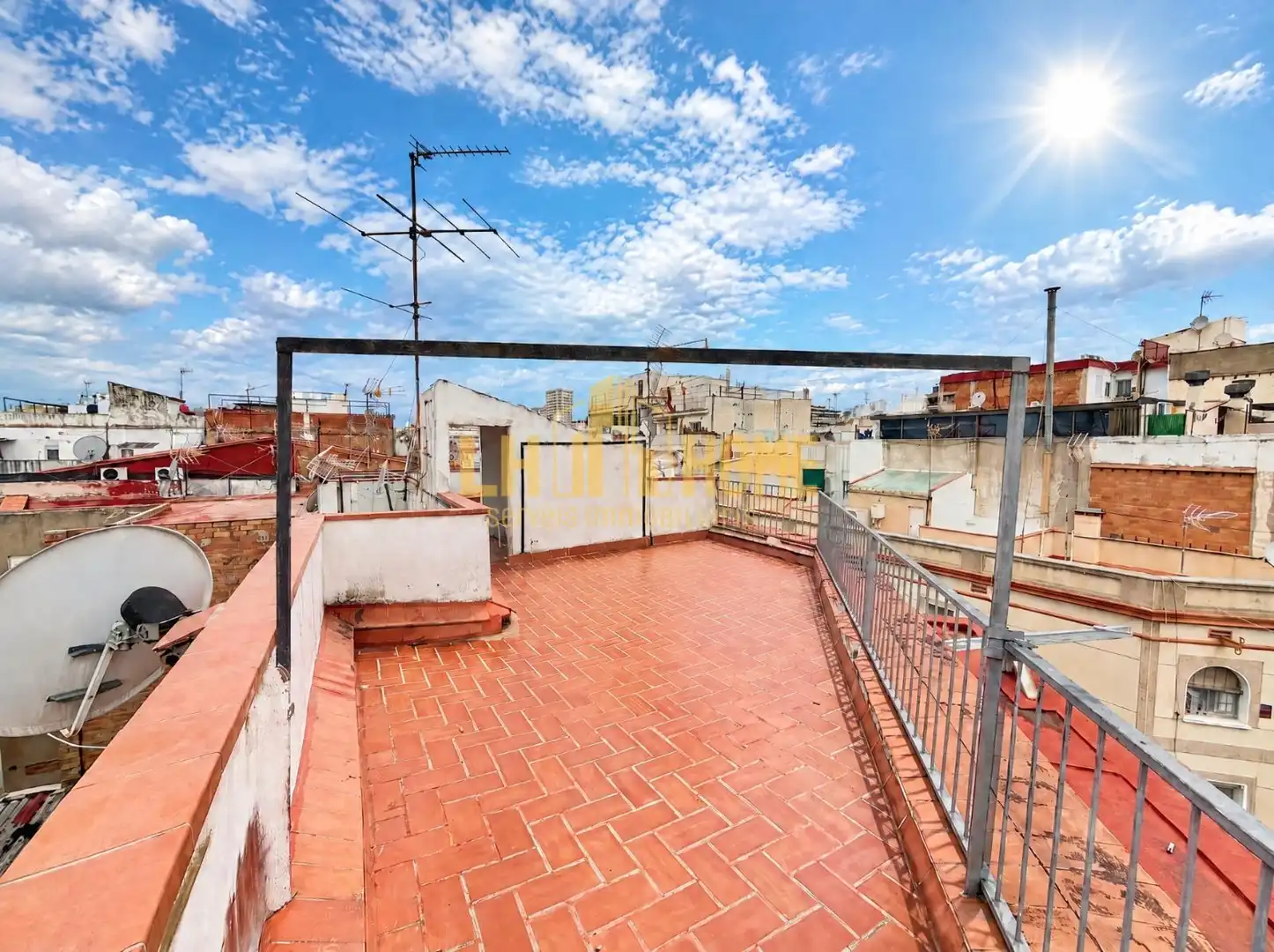 Penthouse for sale in Carrer Carrer Jardí, imagen 2