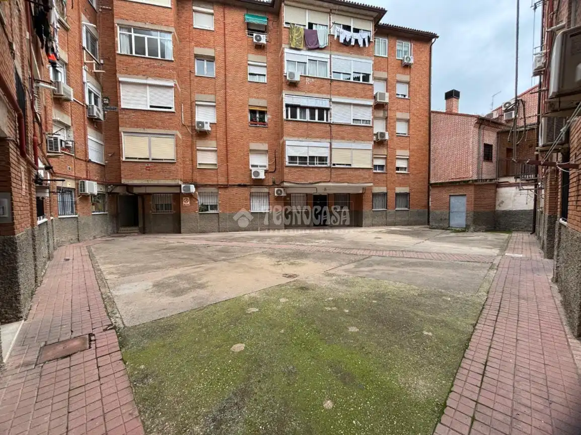 Parking of Flat for sale in Alcalá de Henares