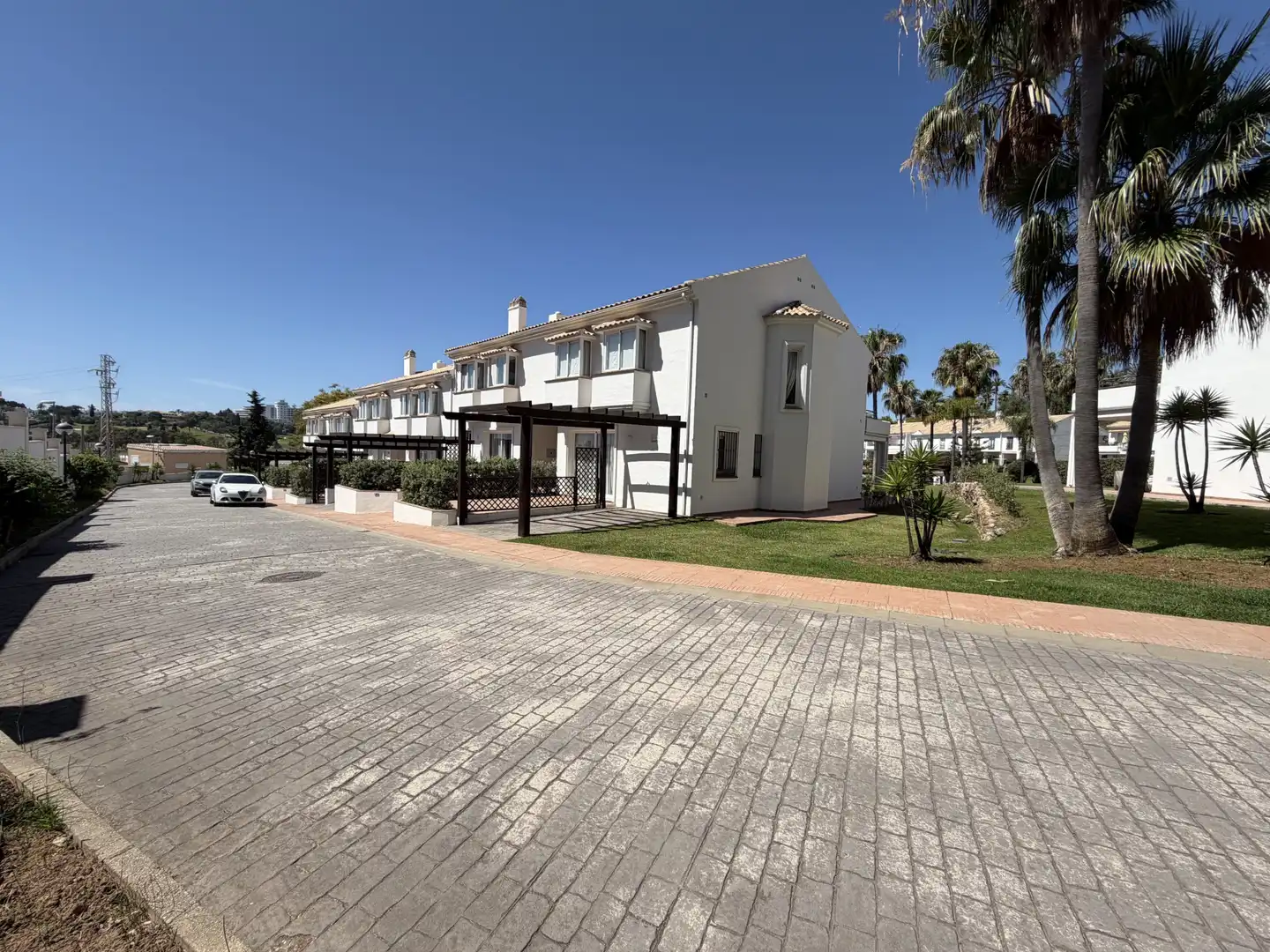 Reihenhaus mit Pool zum Verkauf in El Paraíso, imagen 23