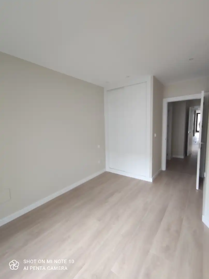 Habitación de Piso en venta en A Coruña Capital  con Calefacción, Parquet y Terraza