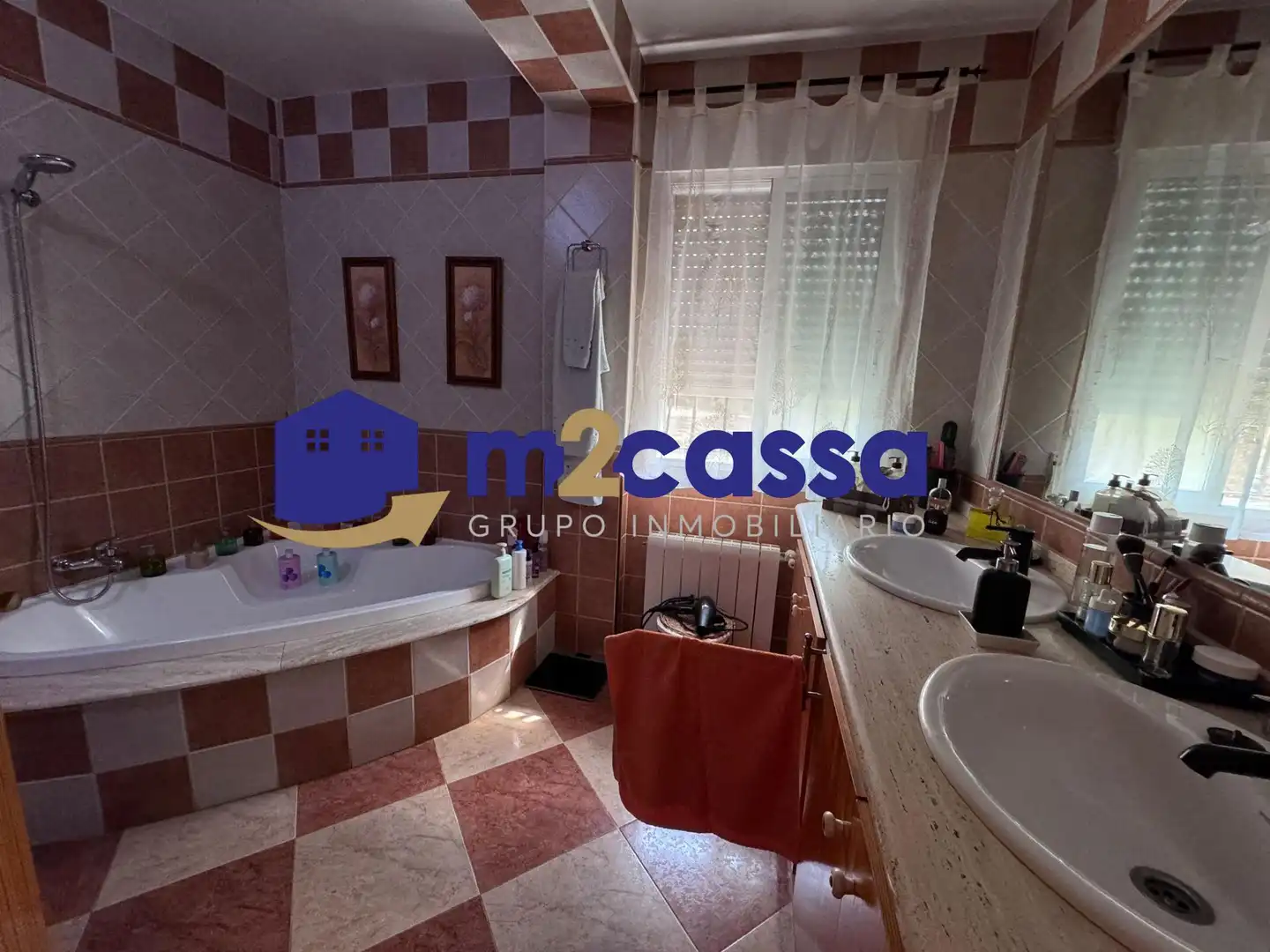 Bany de Casa o xalet en venda en Puerto Lumbreras amb Jardí privat, Terrassa i Piscina