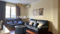 Sala d'estar de Apartament en venda en  Madrid Capital amb Aire condicionat i Calefacció