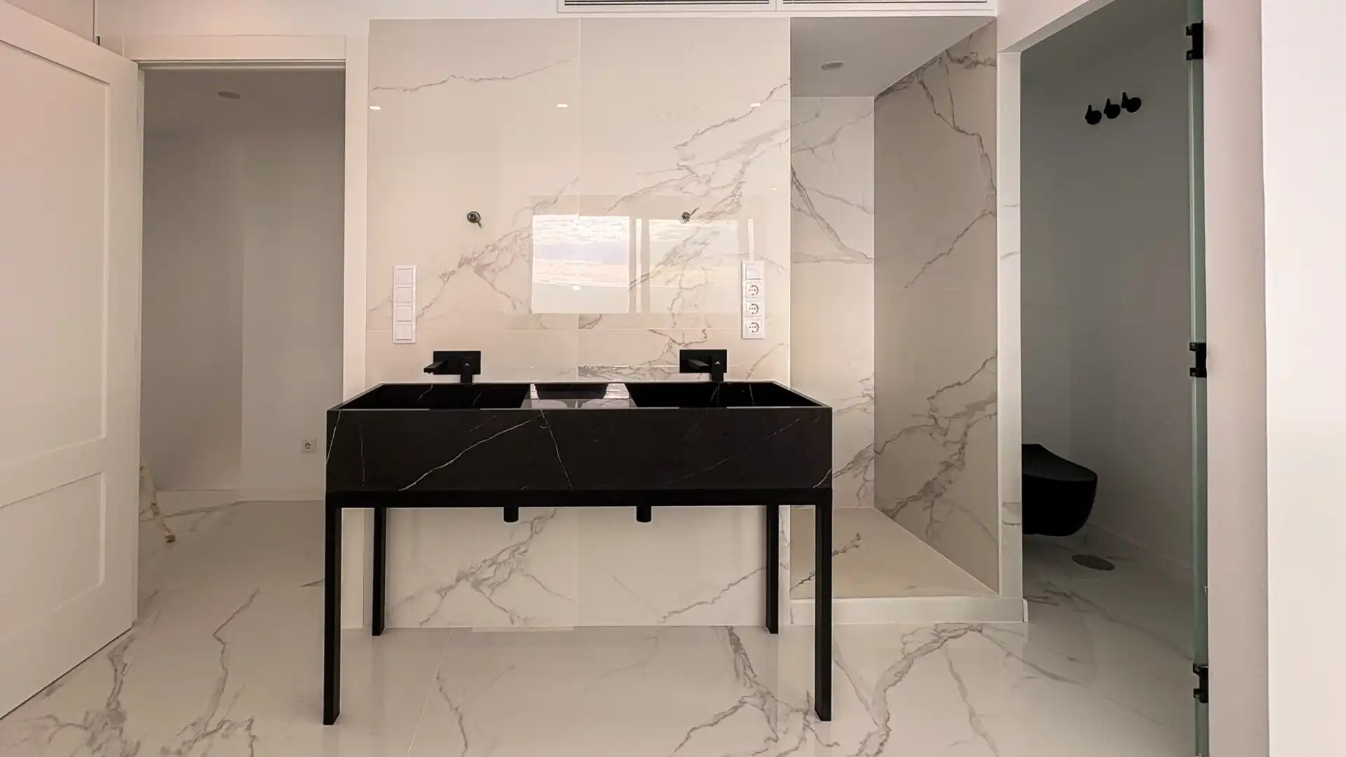 Baño de Casa o chalet en venta en El Campello con Aire acondicionado, Jardín privado y Alarma