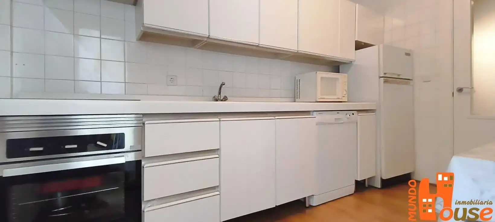 Cocina de Piso en venta en Real Sitio de San Ildefonso con Calefacción, Terraza y Piscina comunitaria