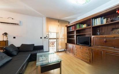 Living room of Flat for sale in  Córdoba Capital  with Air Conditioner and Terrace