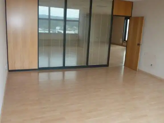 Oficina en venda en A Coruña Capital  amb Aire condicionat, Calefacció i Terrassa