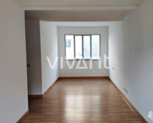 Bedroom of Flat for sale in Touro