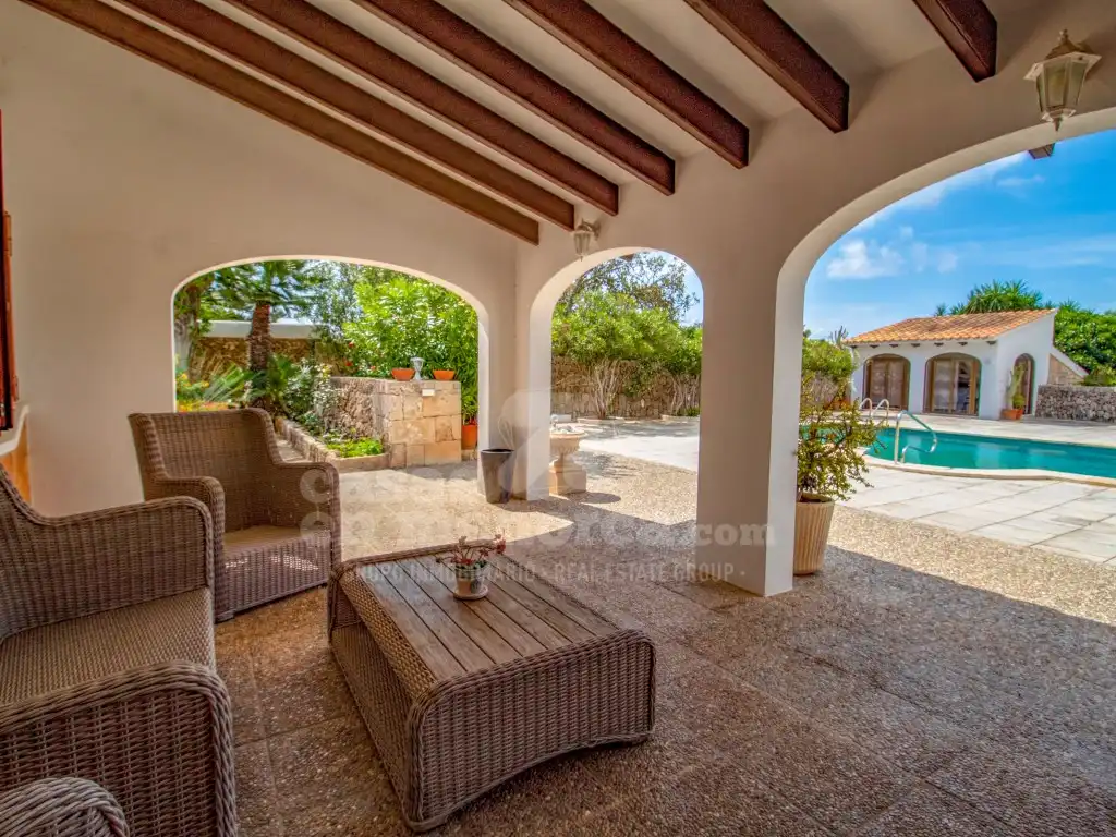Terrassa de Finca rústica en venda en Sant Lluís amb Aire condicionat, Calefacció i Jardí privat