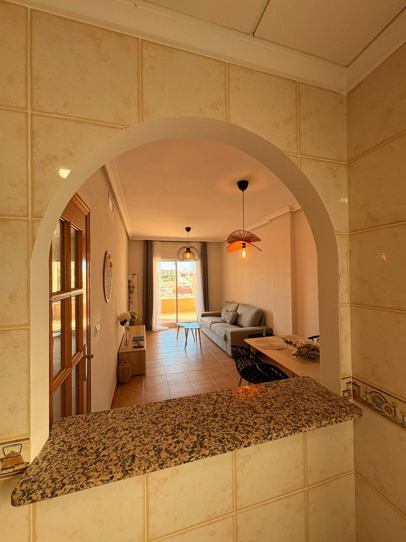 Sala d'estar de Pis de lloguer en Albatera amb Terrassa, Moblat i Forn