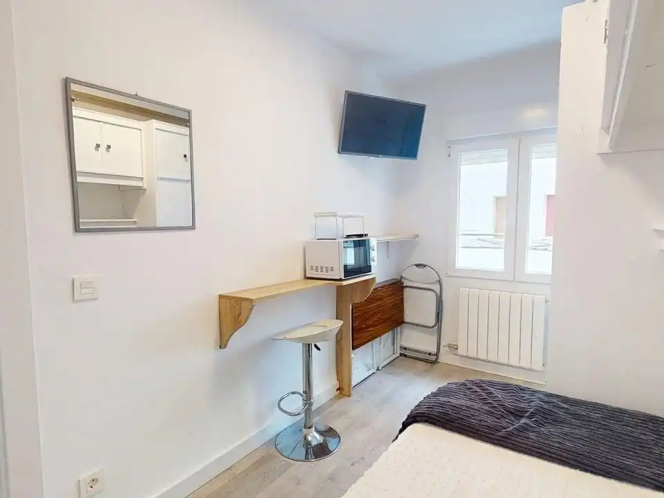 Bedroom of Flat for share in Centro