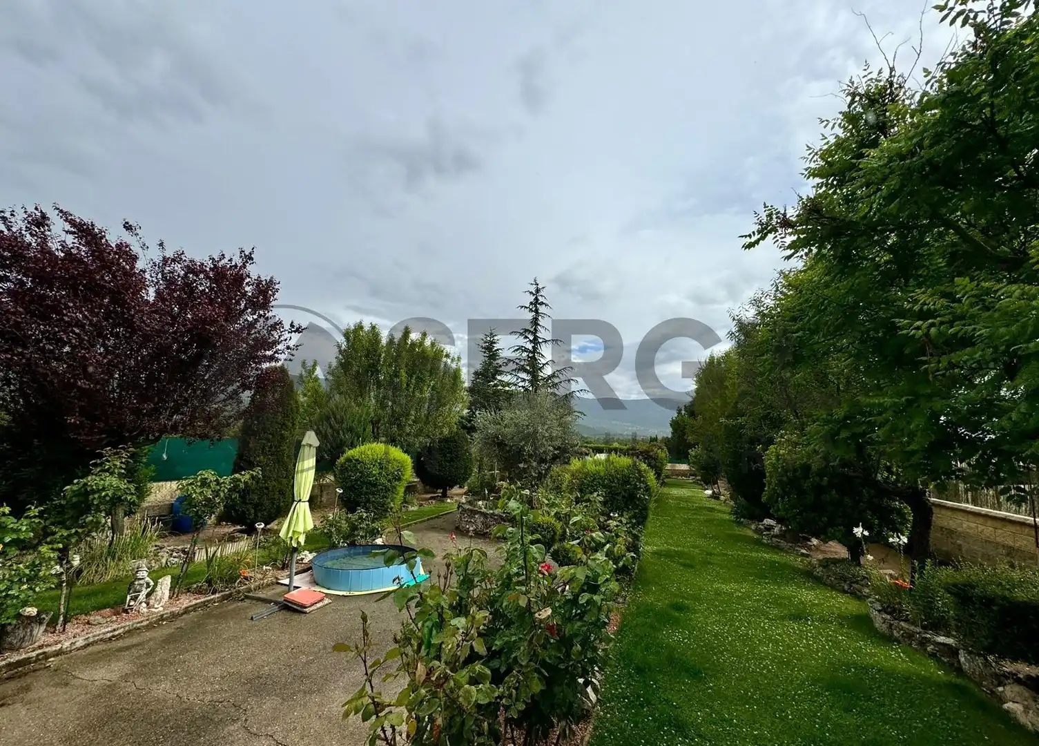 Jardín de Casa o chalet en venta en Prádena con Calefacción y Jardín privado