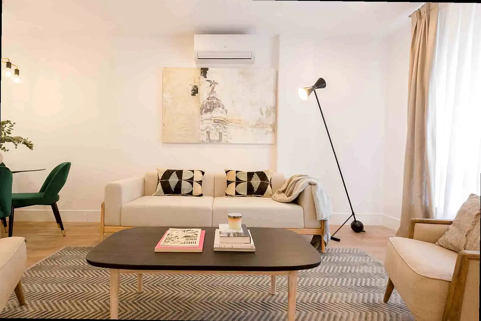 Wohnung mit Aufzug zur Miete in Calle de Alberto Aguilera, imagen 2