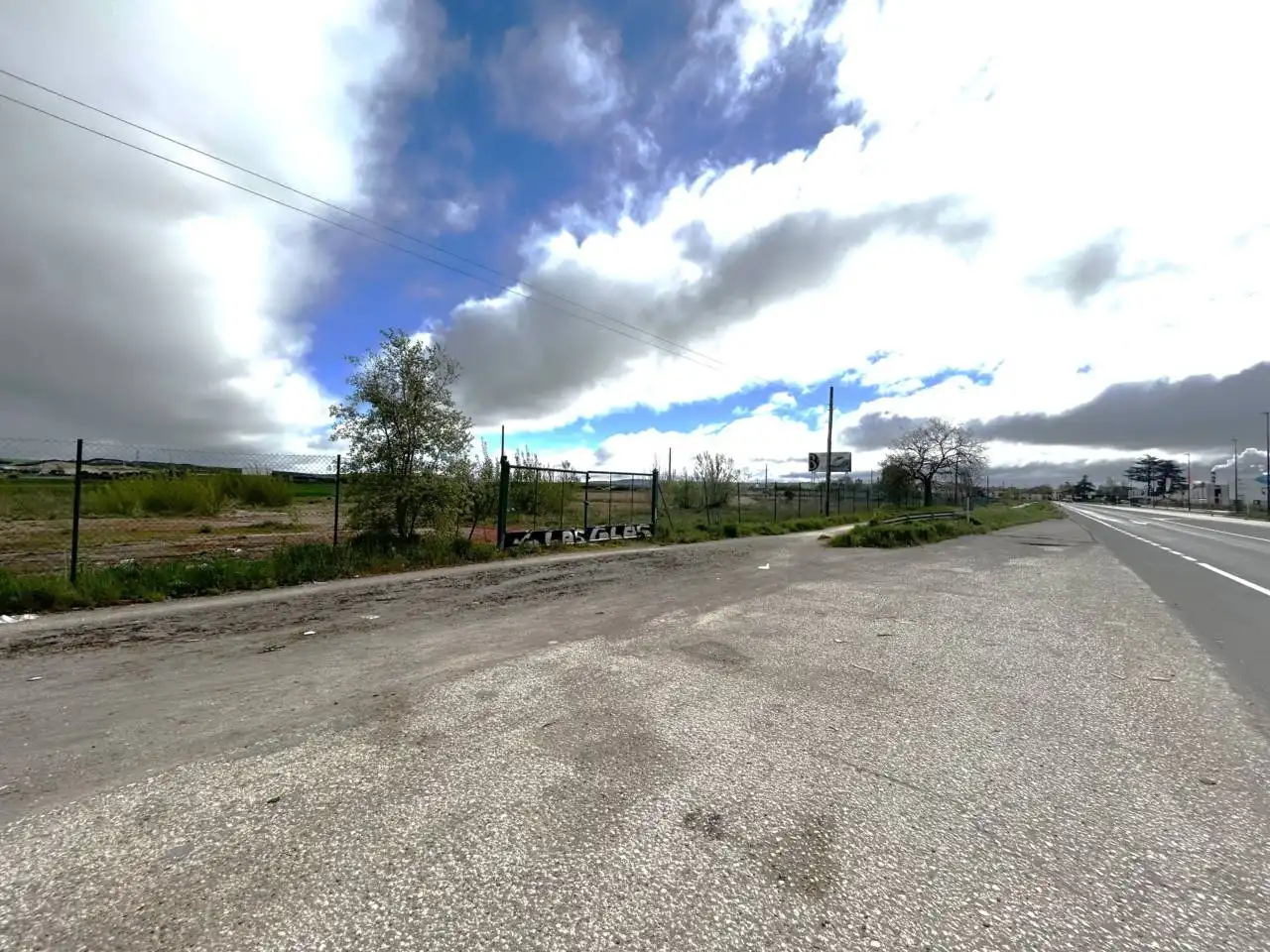 Industrial land for sale in Carretera Logroño
