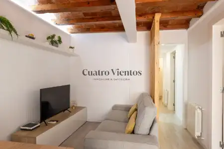 Sala d'estar de Pis en venda en Barcelona amb Aire condicionat, Calefacció i Parquet