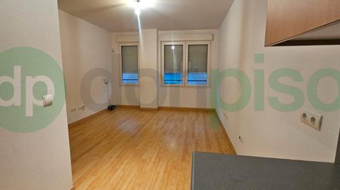 Foto 2 de Estudi de lloguer a Calle Manchegos, Valdeacederas, Madrid