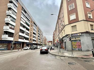 Local comercial en venda a Carabanchel