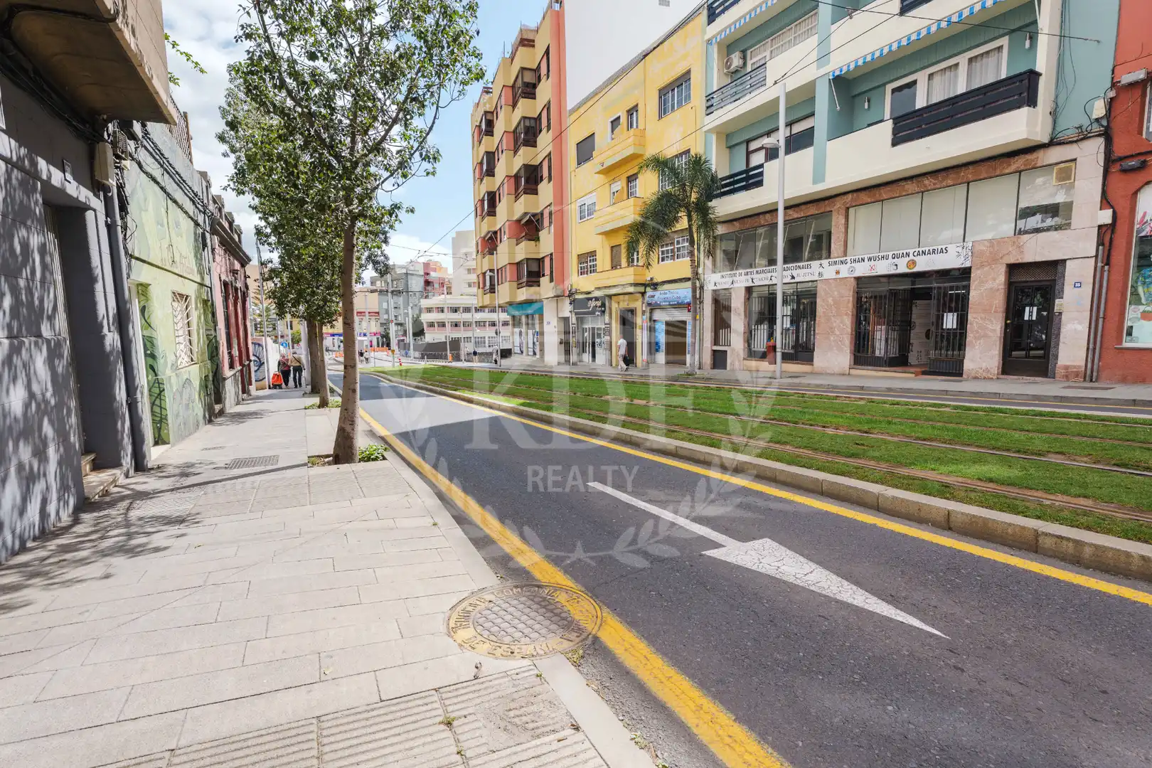 Vista exterior de Local en venta en Santa Cruz de Tenerife con Aire acondicionado, Parquet y Alarma