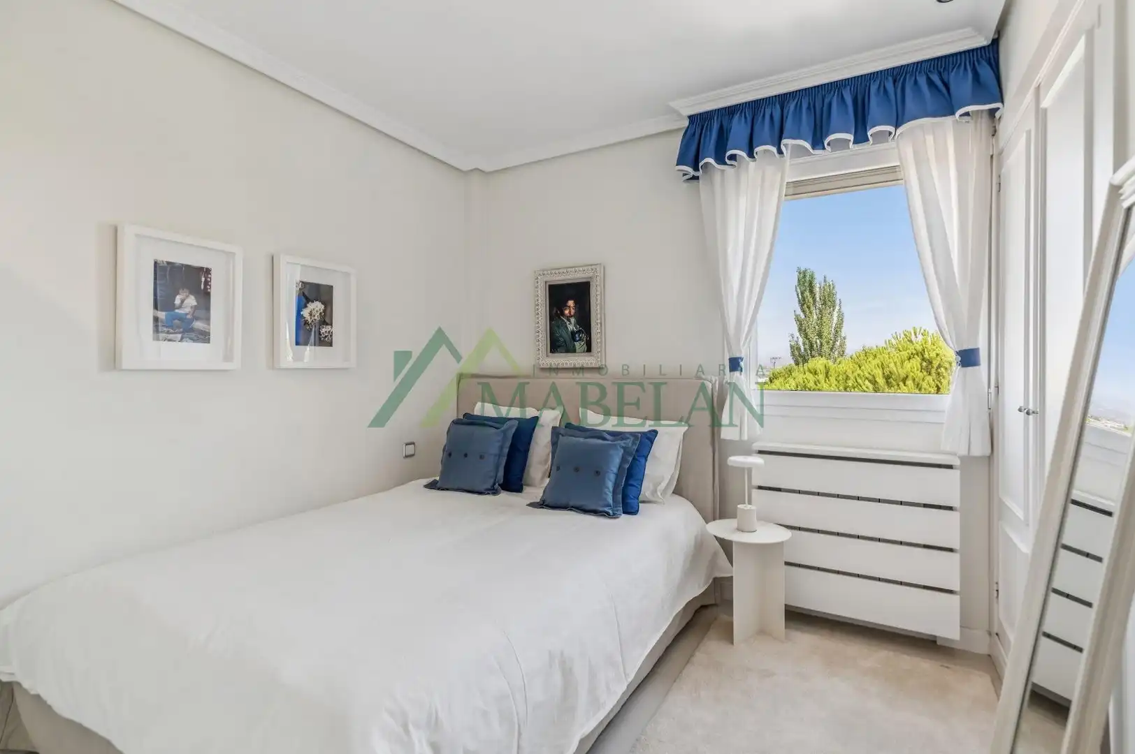 Bedroom of Flat for rent in Las Rozas de Madrid  with Heating, Furnished and Community pool