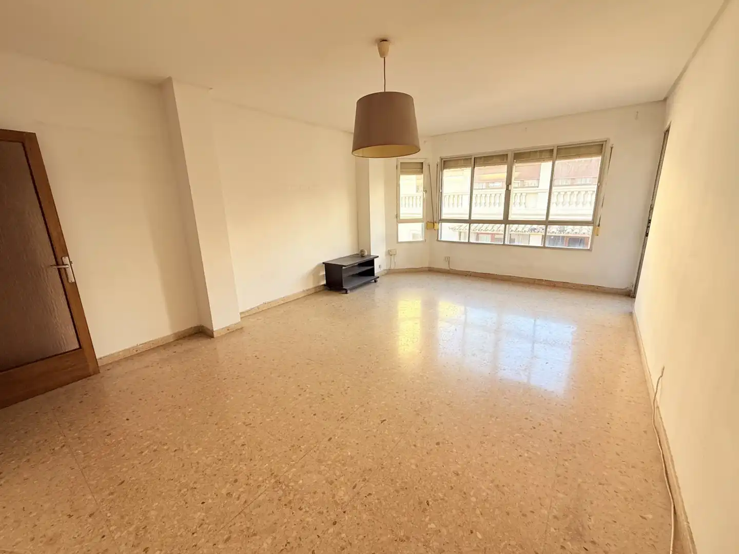 Wohnung mit Terrasse zum Verkauf in Carrer Uetam