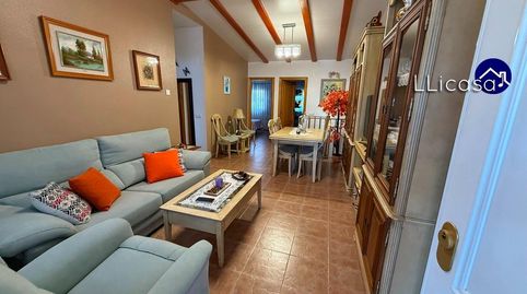 Descubre tu nuevo hogar en la Pobla de Vallbona un paraíso en la Urbanización San Martín, imatge 4