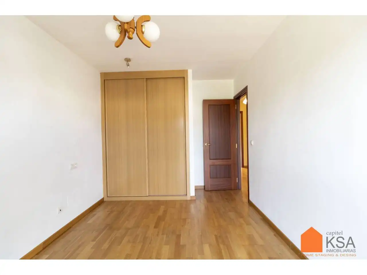 Habitación de Casa adosada en venta en Santiago de Compostela  con Jardín privado, Parquet y Terraza