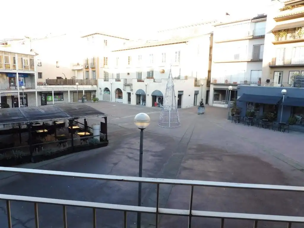 Business premises to rent in PLAÇA DEL MIG, imagen 2