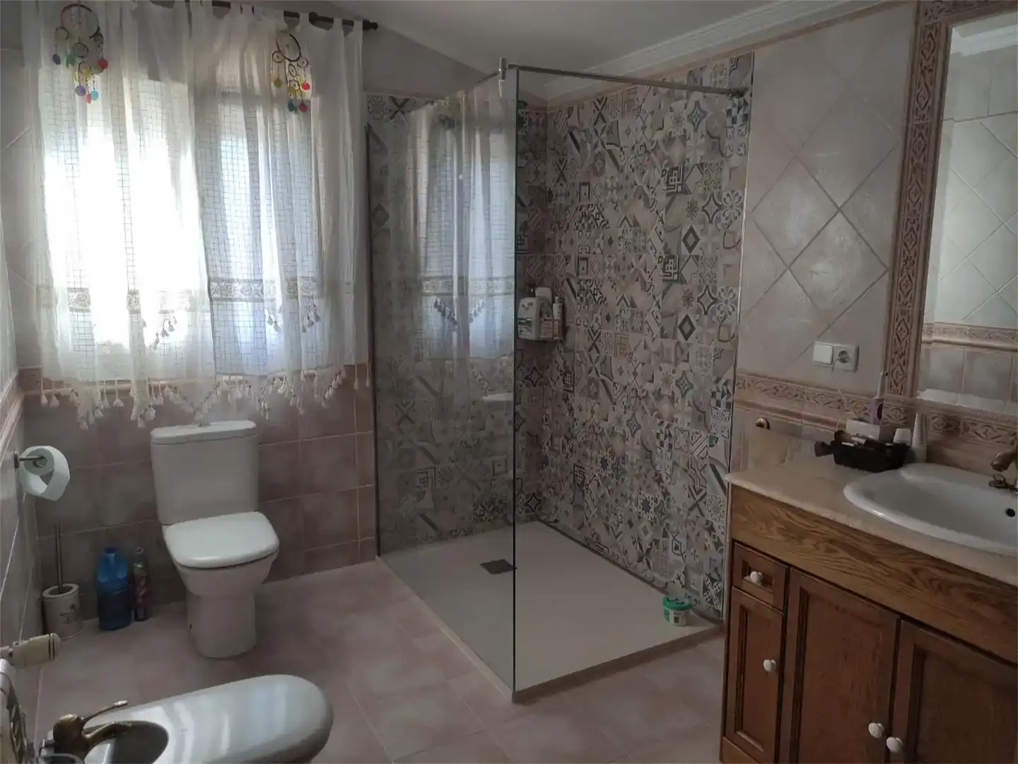 Bany de Casa o xalet en venda en Yecla amb Aire condicionat, Jardí privat i Parquet