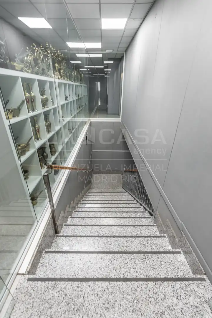 Nave industrial en venta en Calle Puerto de Pajares, imagen 19