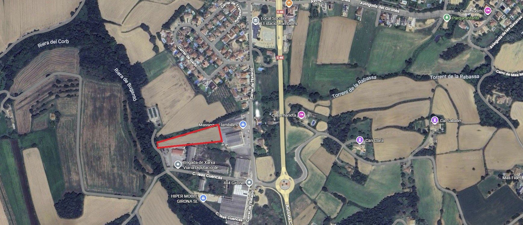 Terreny industrial en venda en Llambilles