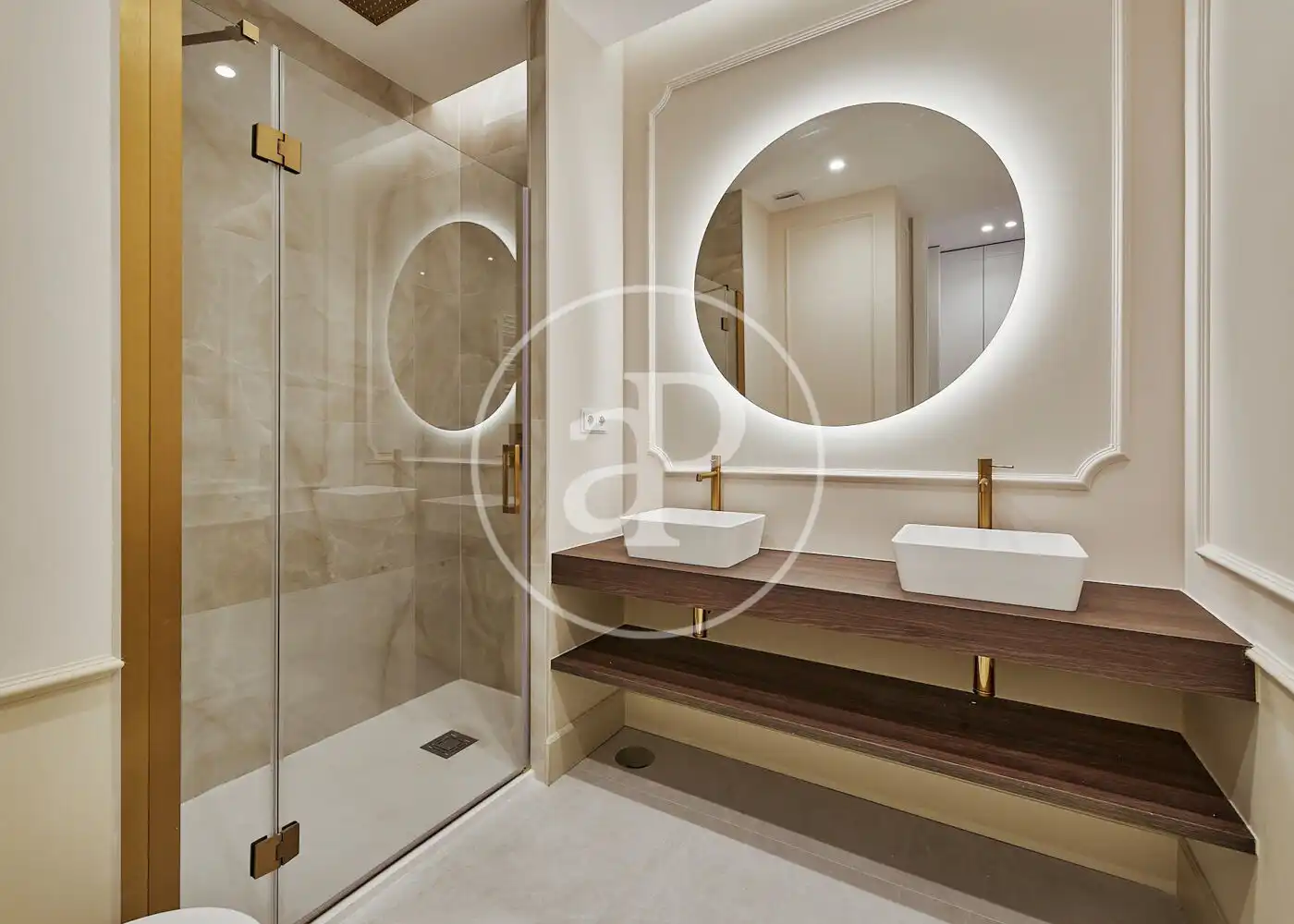 Badezimmer von Wohnung zum Verkauf in Madrid mit Klimaanlage, Heizung und Terrasse
