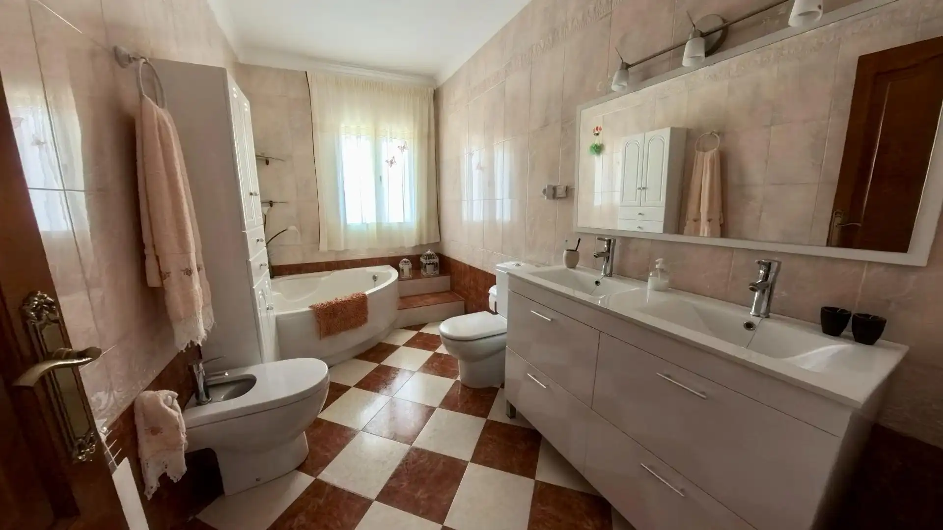 Casa adosada en venta en Calle GRANADA CAMP, Cortes de Baza