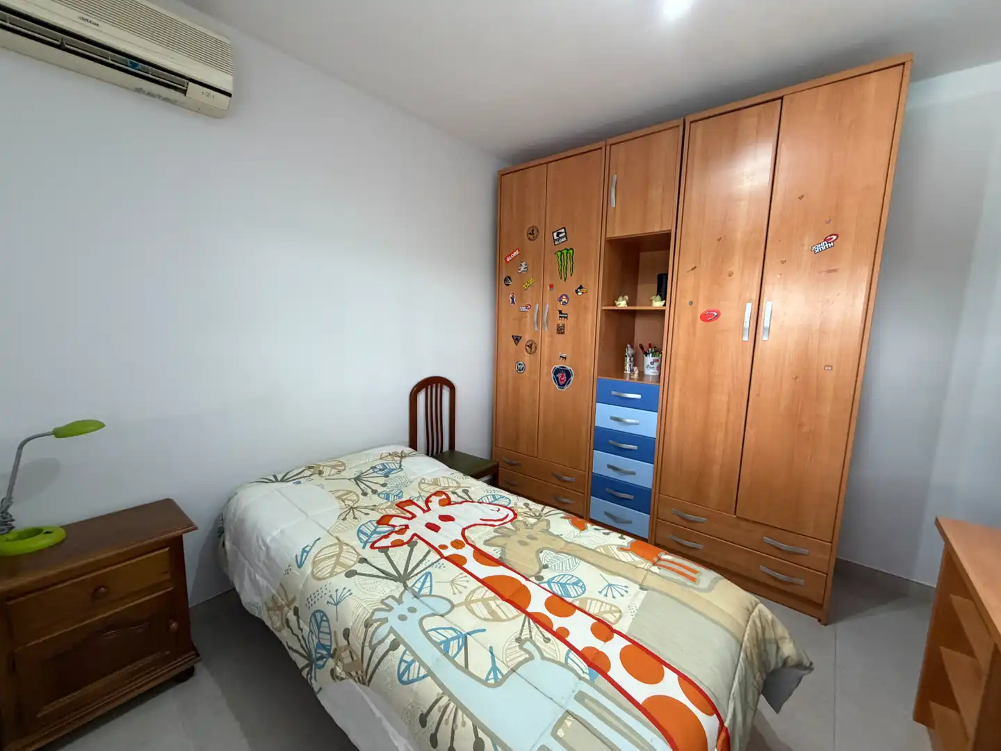 Dormitori de Casa o xalet en venda en Torreperogil amb Aire condicionat, Jardí privat i Traster
