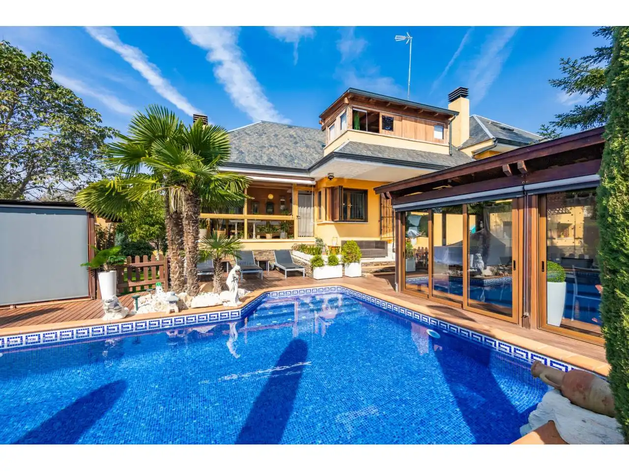 Schwimmbecken von Haus oder Chalet zum Verkauf in Taradell mit Klimaanlage, Heizung und Privatgarten