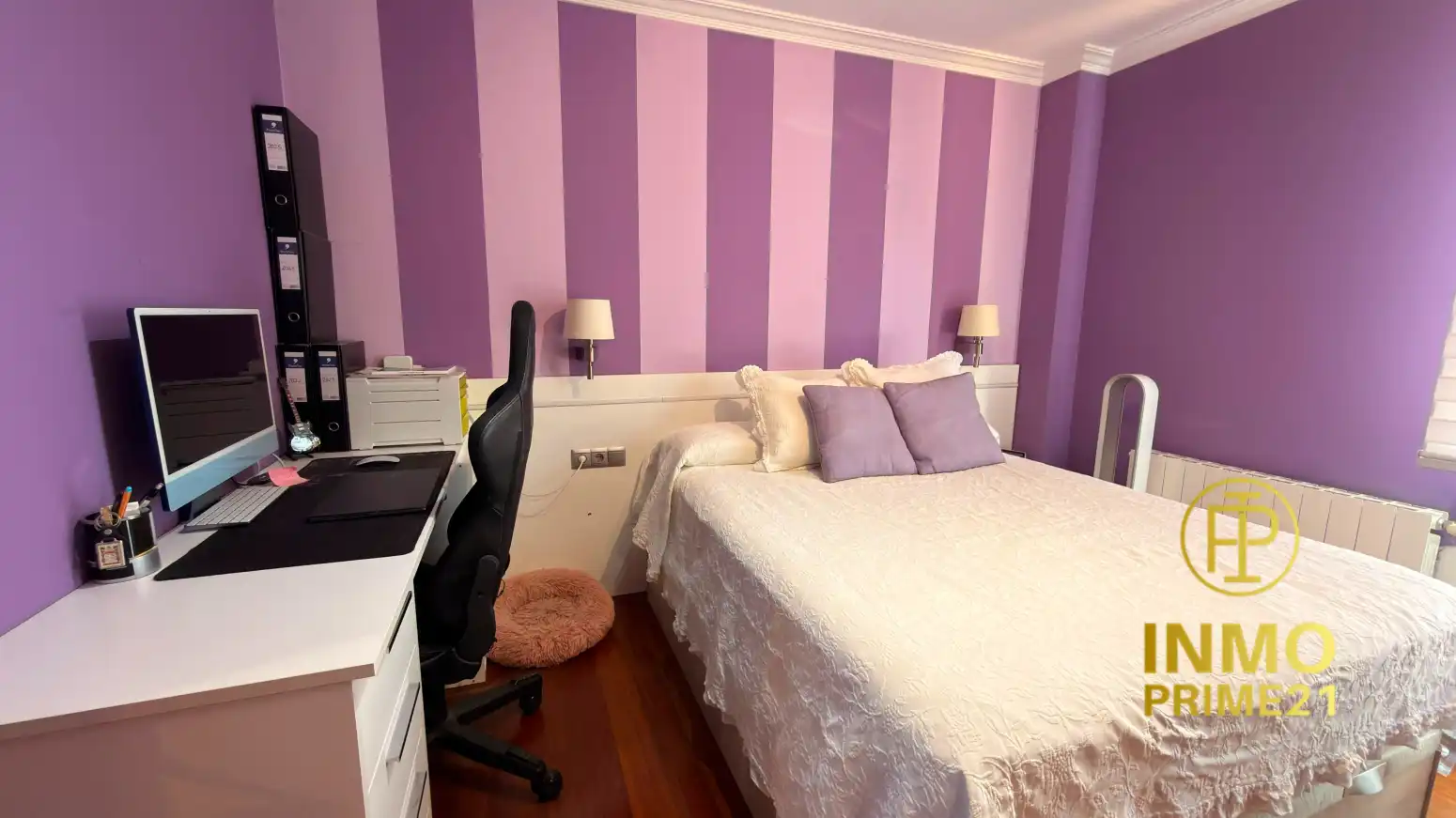 Bedroom of Flat for sale in Santander  with Heating, Parquet flooring and Swimming Pool