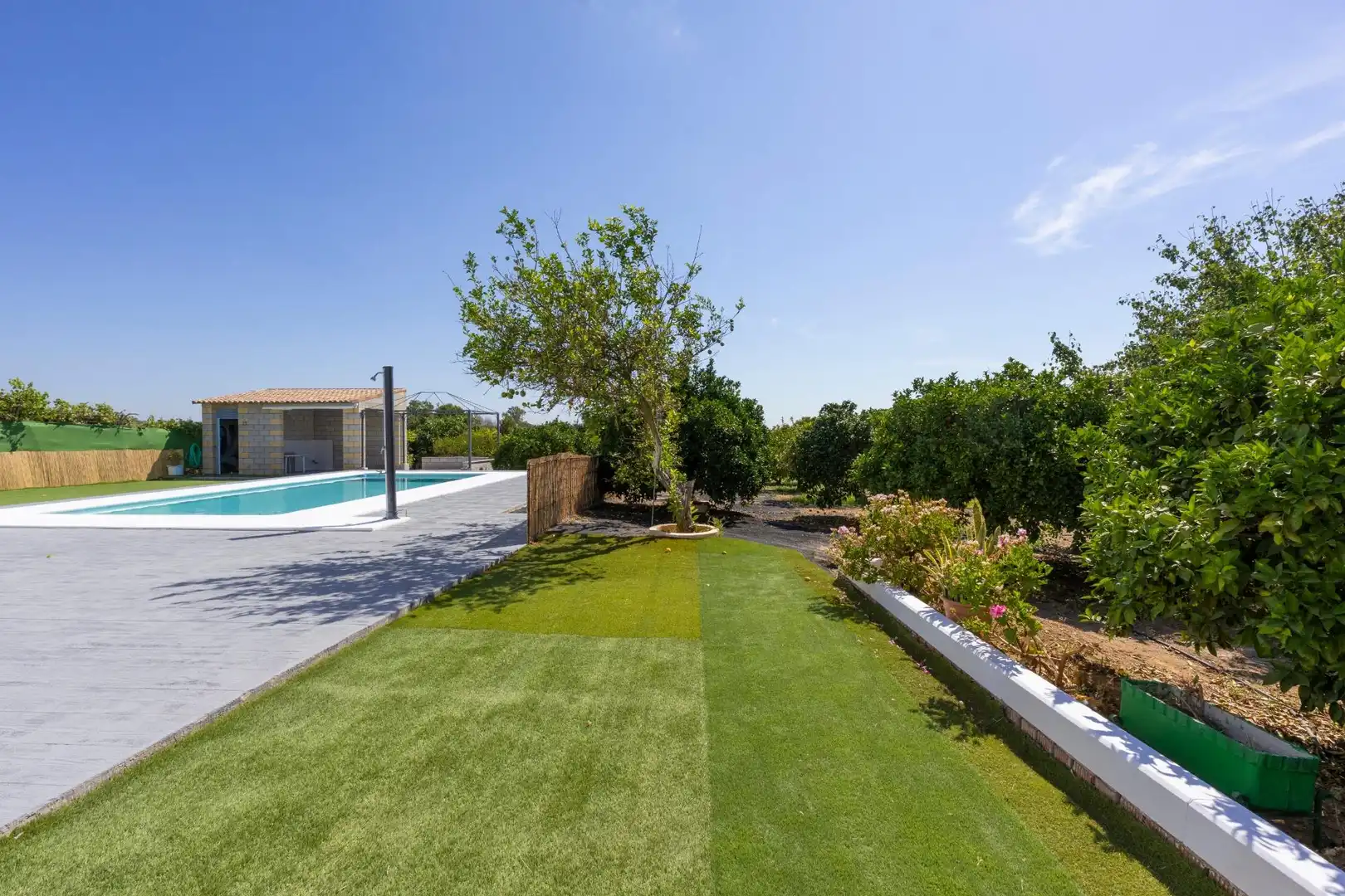 Terraza de Casa o chalet en venta en La Puebla del Río con Terraza, Trastero y Piscina