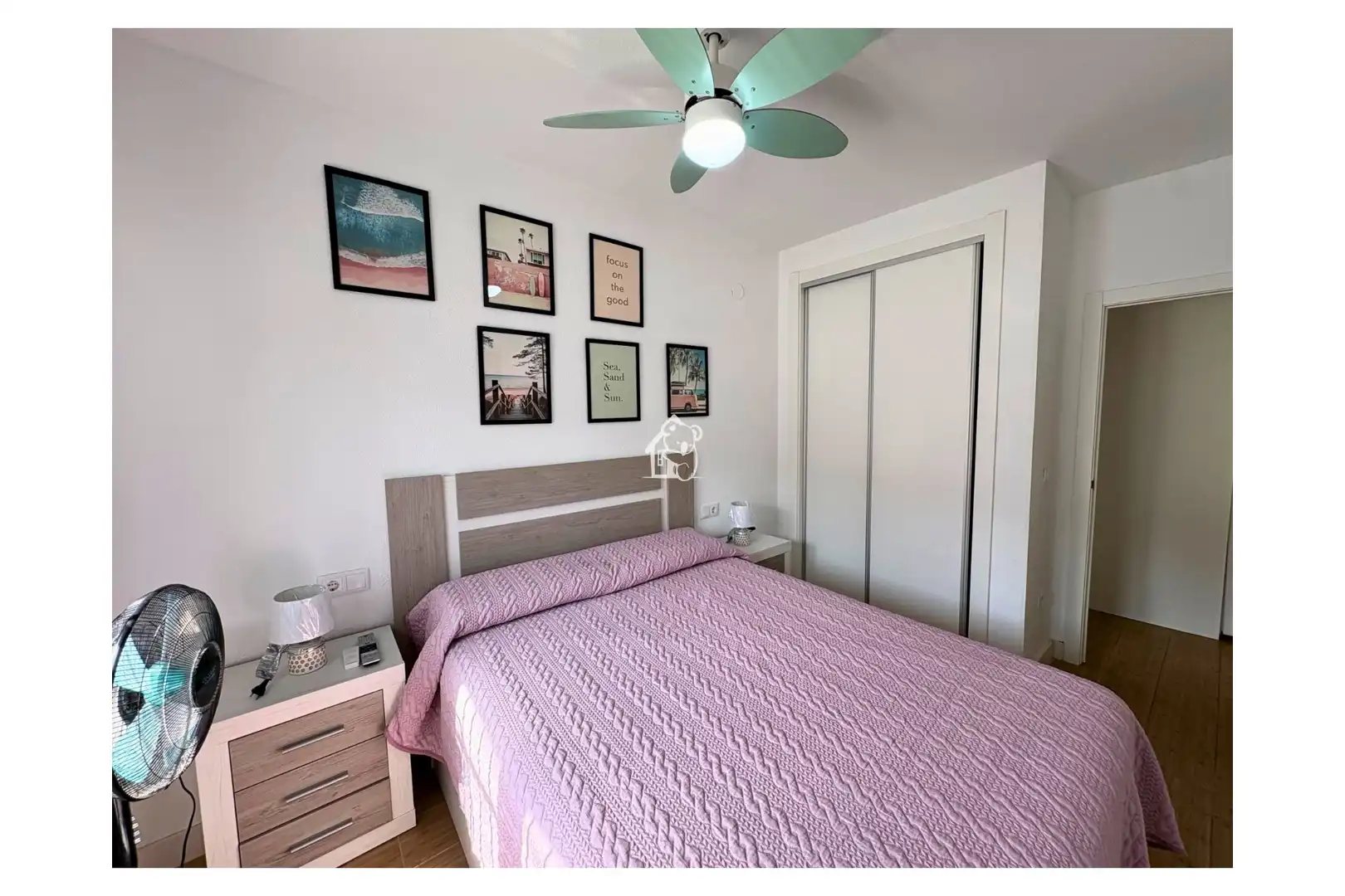 Habitación de Planta baja en venta en Torrevieja con Aire acondicionado, Jardín privado y Terraza