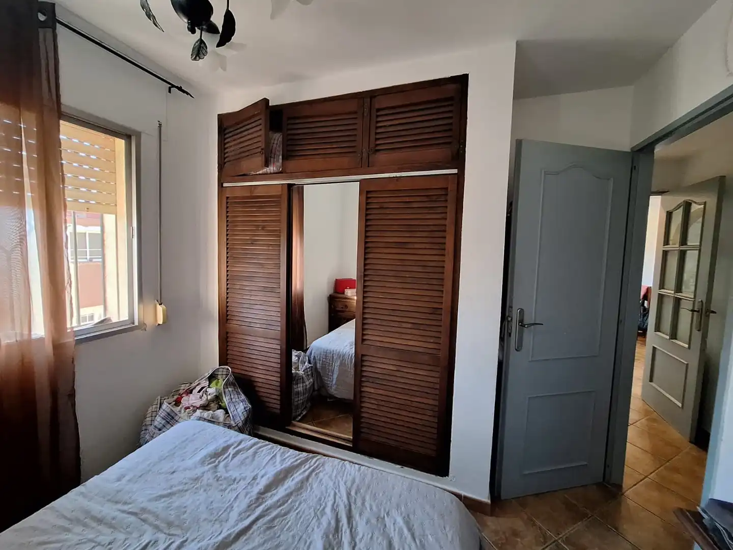 Bedroom of Flat for sale in La Línea de la Concepción  with Terrace, Furnished and Washing machine