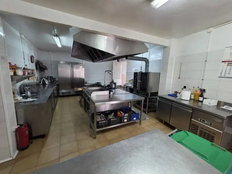 Cocina de Casa o chalet en venta en Valdeobispo con Terraza y Piscina