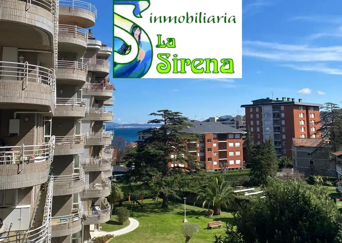 Außenansicht von Wohnung zur Miete in Castro-Urdiales mit Heizung, Terrasse und Möbliert