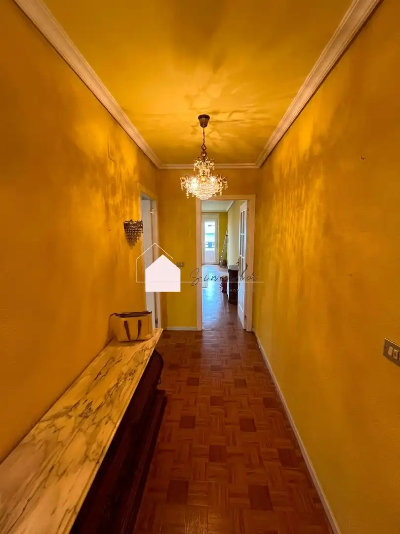 Piso en venta en Vigo  con Trastero