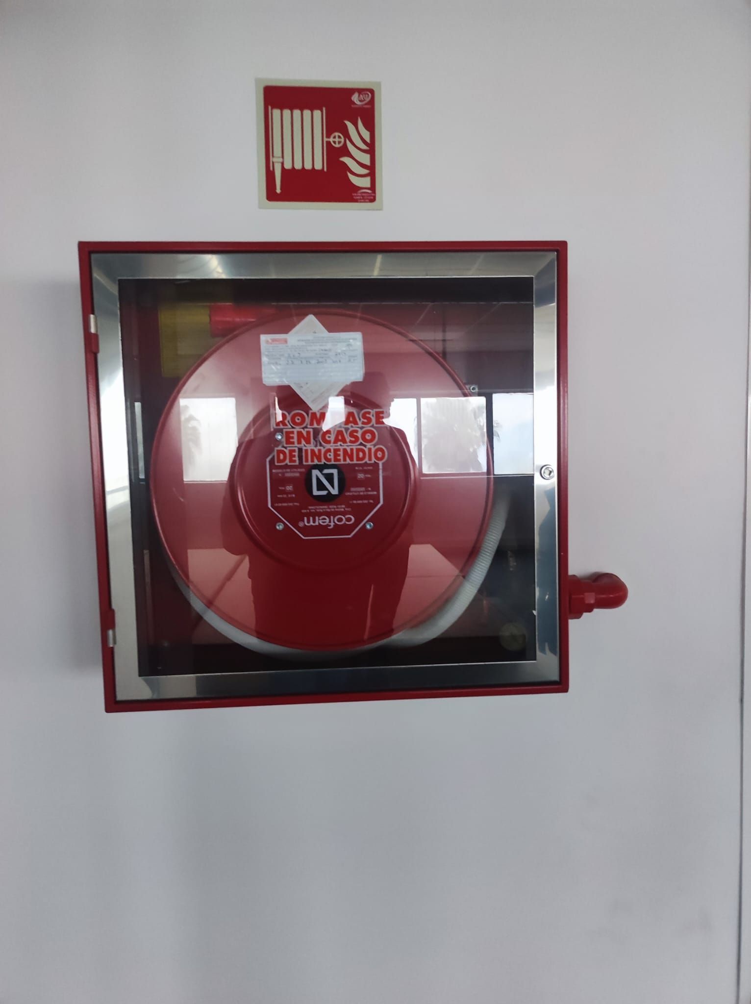 Industrial buildings for sale in Gelves