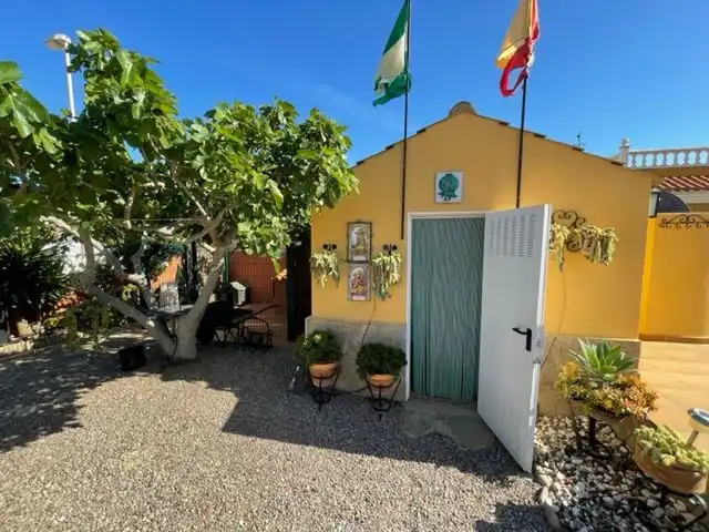 Houses for sale in Almería  with Air Conditioner, Heating and Private garden