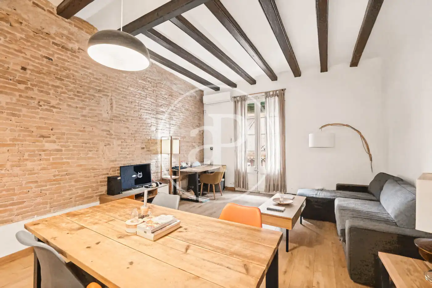 Vista exterior de Piso en venta en Ciutat Vella