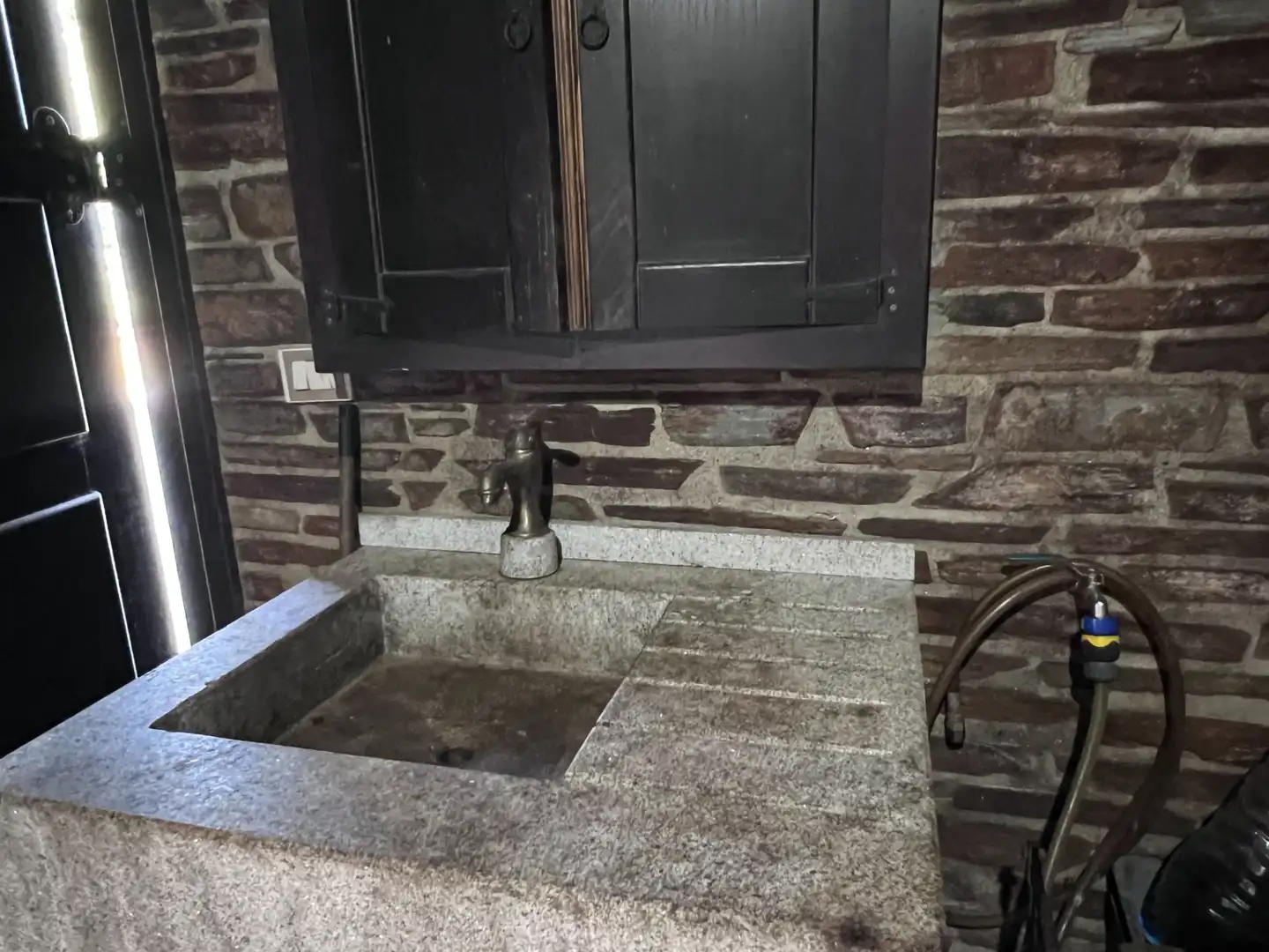 Bany de Finca rústica en venda en Sena amb Calefacció, Parquet i Terrassa