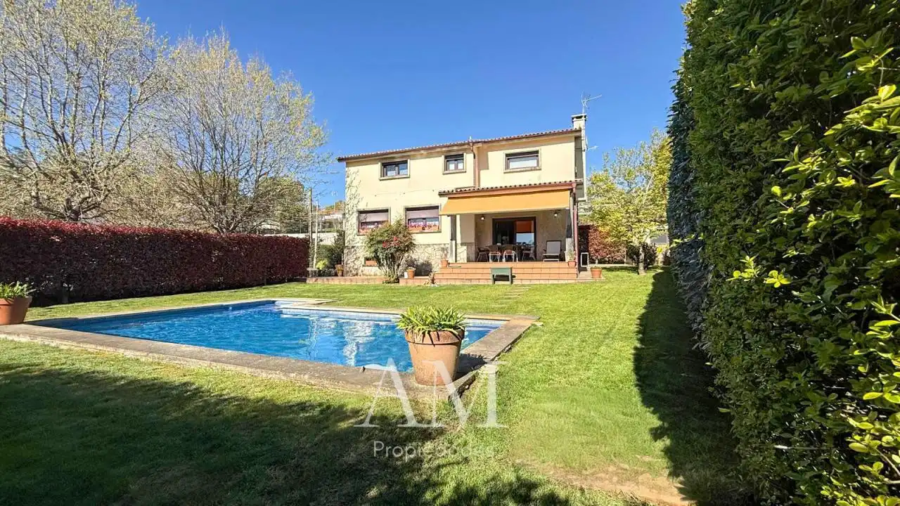 Jardín de Casa o chalet en venta en Vigo  con Calefacción, Jardín privado y Terraza