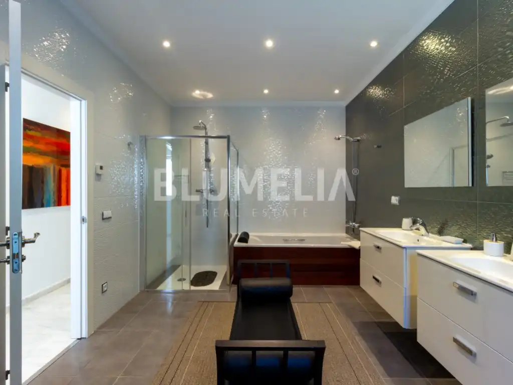 Bany de Casa o xalet en venda en Jávea / Xàbia amb Aire condicionat, Calefacció i Jardí privat