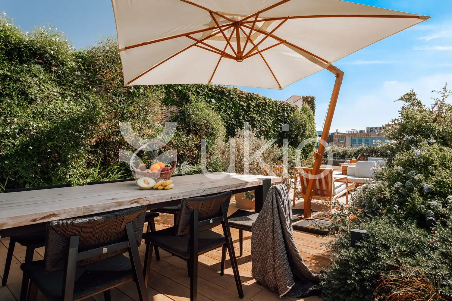 Terrasse von Wohnungen zur Miete in Barcelona mit Klimaanlage, Heizung und Möbliert