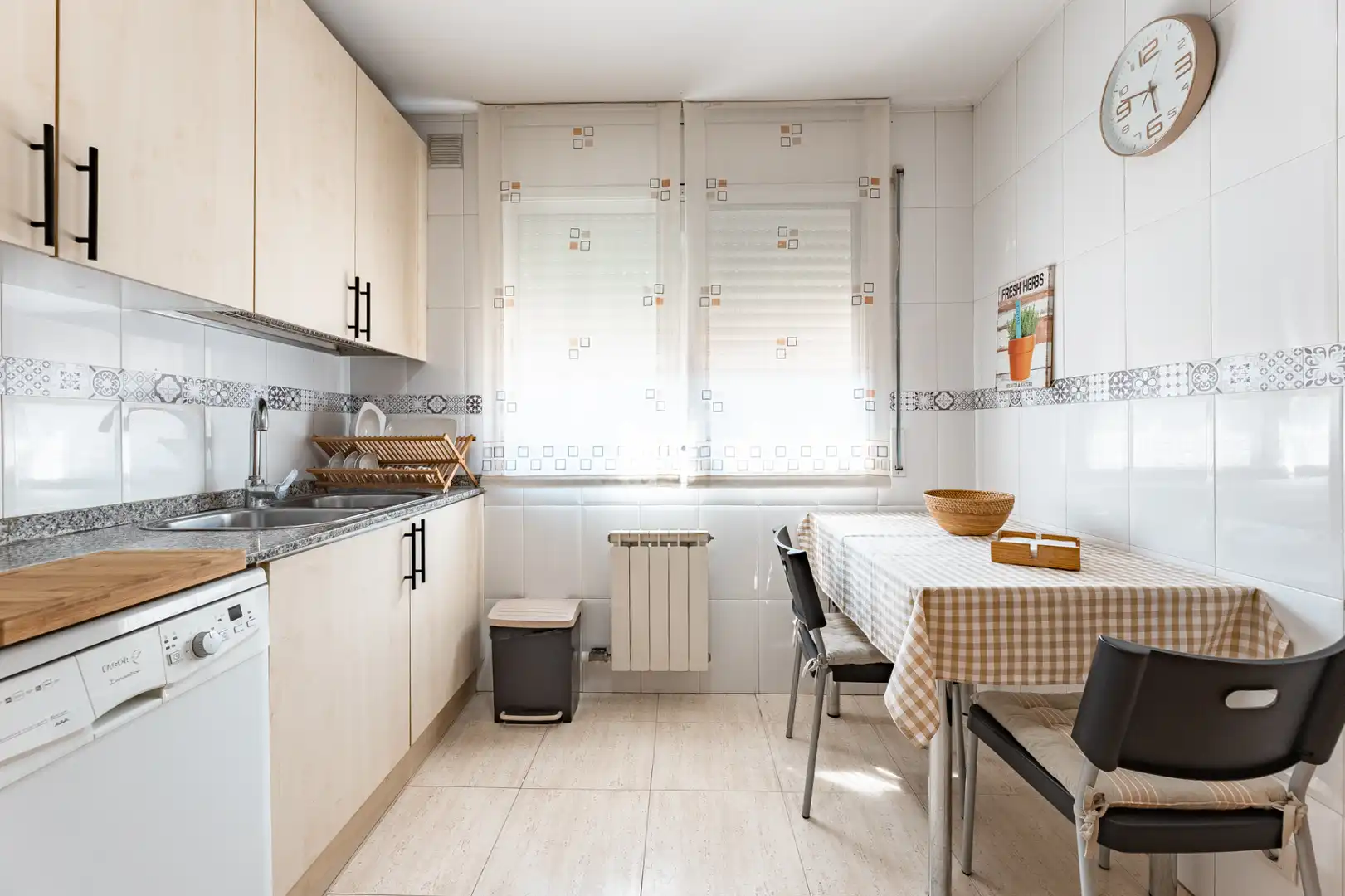 Cocina de Casa adosada en venta en Martorell con Aire acondicionado, Calefacción y Jardín privado