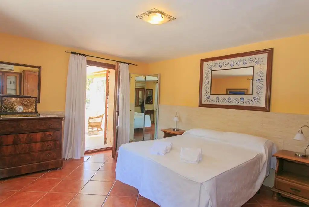 Habitación de Finca rústica en venta en Pollença con Jardín privado, Terraza y Piscina