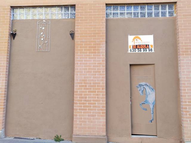 Local comercial en Alquiler en San Jorge
